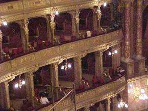 FESTIVALS IN HUNGARY:Operahause